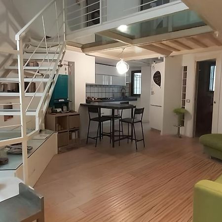 Ferienwohnung La Casa Nel Cortile-Free Parking Mailand Exterior foto